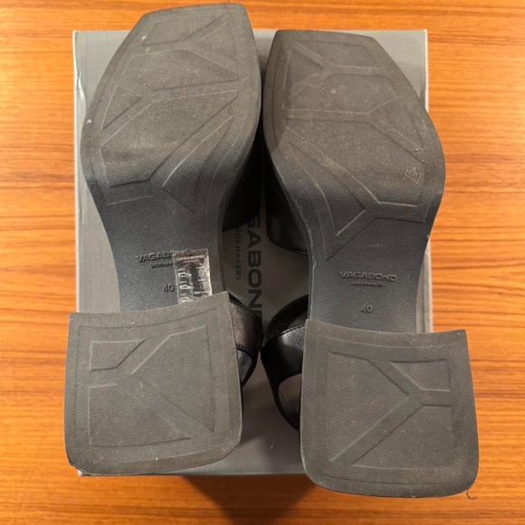 Vagabond Hennie Block Heels - Picture 4 of 5